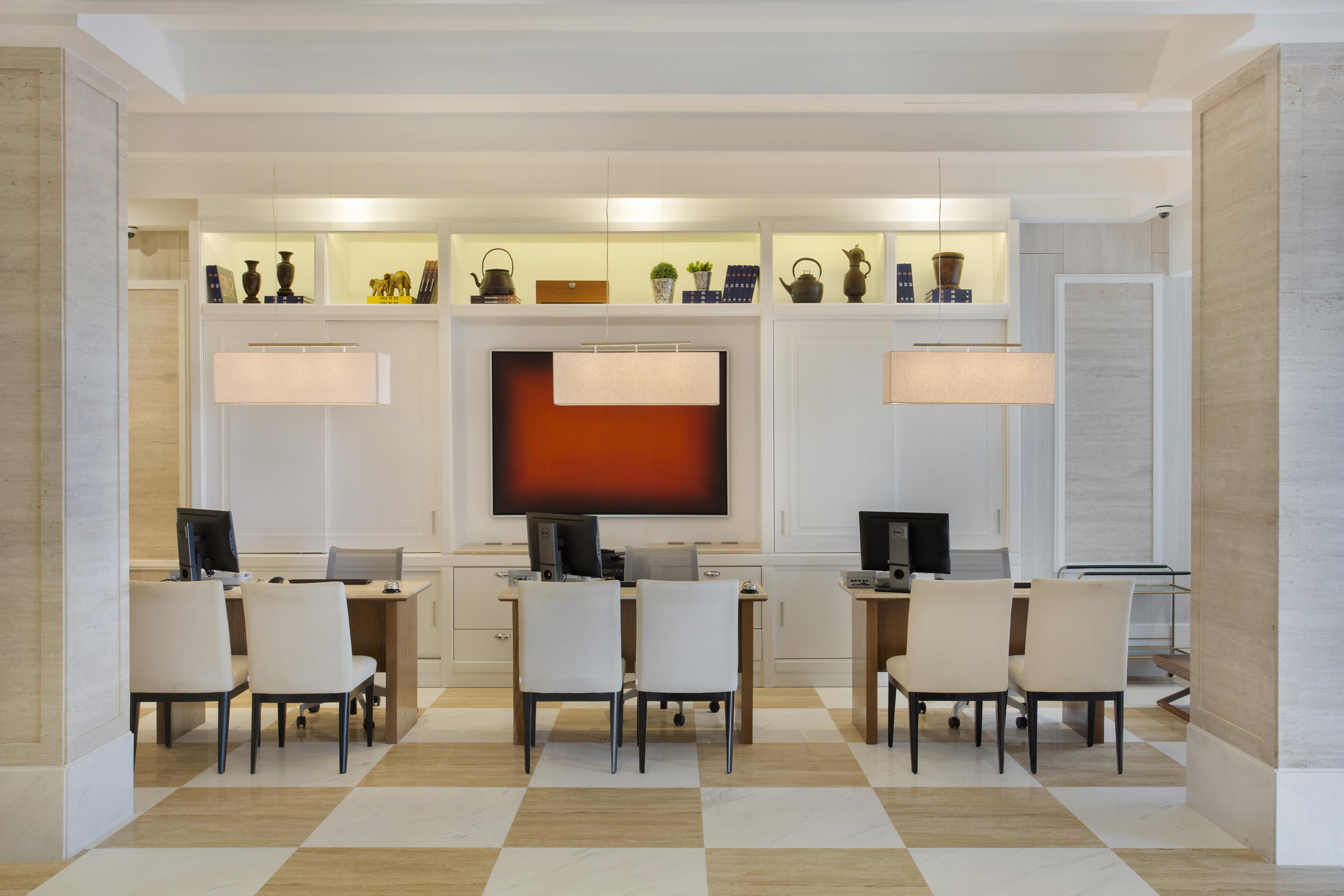 Windsor California Copacabana Hotel